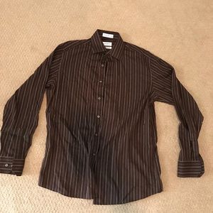 Concepts Button Down